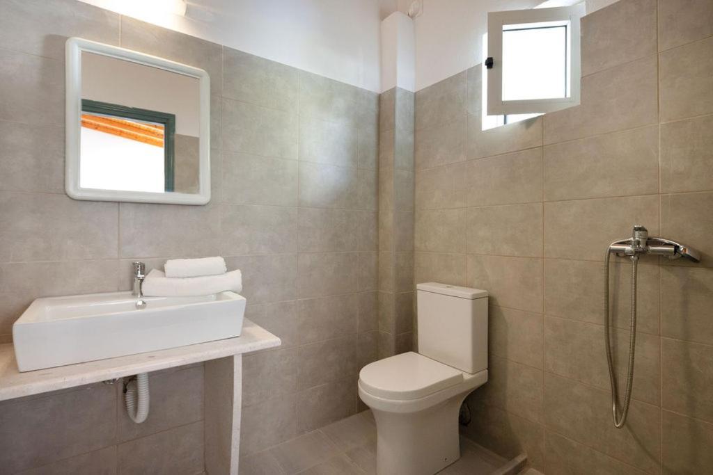 Nissaki Sea View Apartments ニサキオン エクステリア 写真