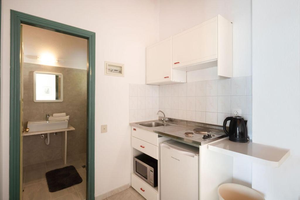 Nissaki Sea View Apartments ニサキオン エクステリア 写真